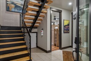House, 4 Bedrooms | Interior