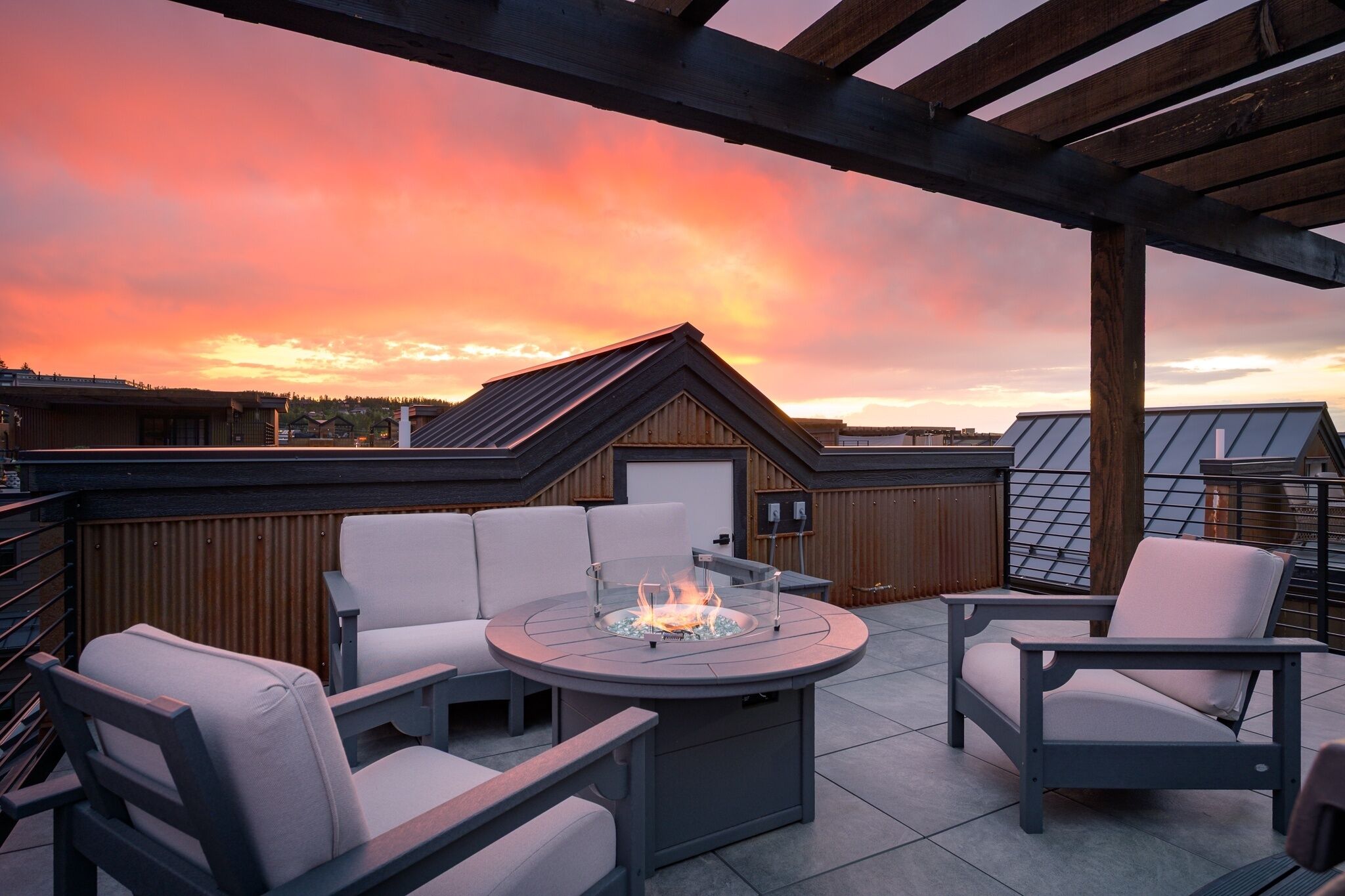 House, 4 Bedrooms | Terrace/patio