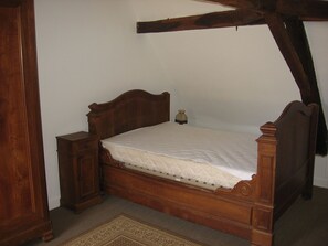 2 室のベッドルーム、ベッドシーツ