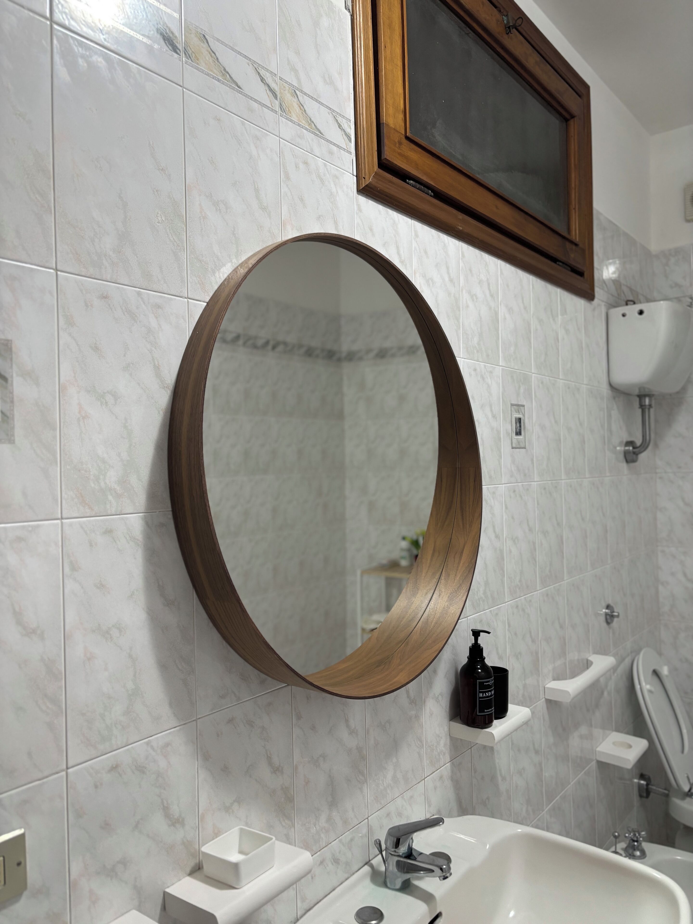 Hair dryer, bidet, towels, soap