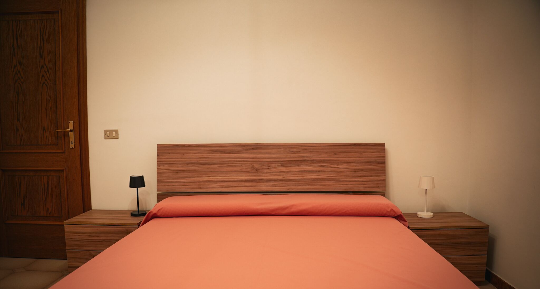 1 Schlafzimmer, Bügeleisen/Bügelbrett, Bettwäsche