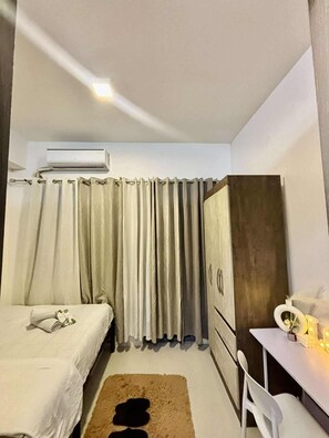 1 chambre, fer et planche à repasser, Wi-Fi, draps fournis