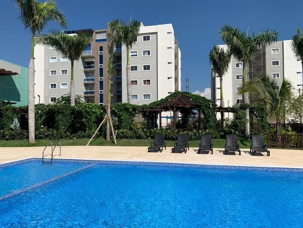 Pool - Fun under the Sun Retreat (Santiago de los Caballeros)