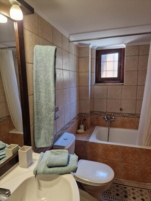 Villa, 3 Bedrooms, Balcony, Garden View | Bathroom - Villa Penelope Creta (Apokoronas)