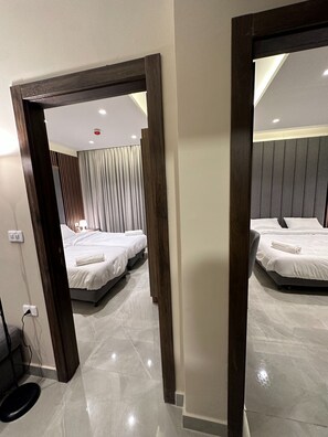 Apartment, 2 Bedrooms, Accessible, Smoking