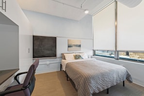 3 chambres, bureau, fer et planche à repasser, Wi-Fi gratuit