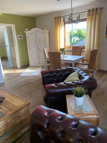 Große Wohnung/Balkon/Gartn/Blick