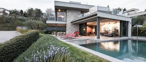 Villa, 3 Bedrooms, Lake View | Free WiFi