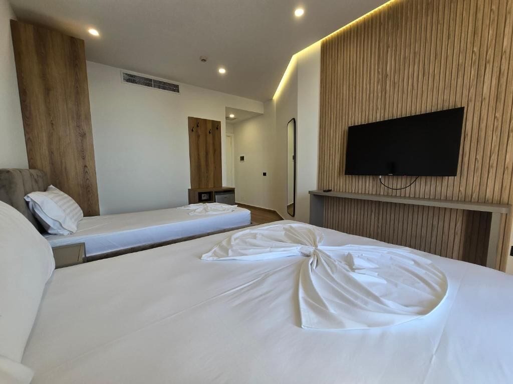 Triple Room, Mountain View