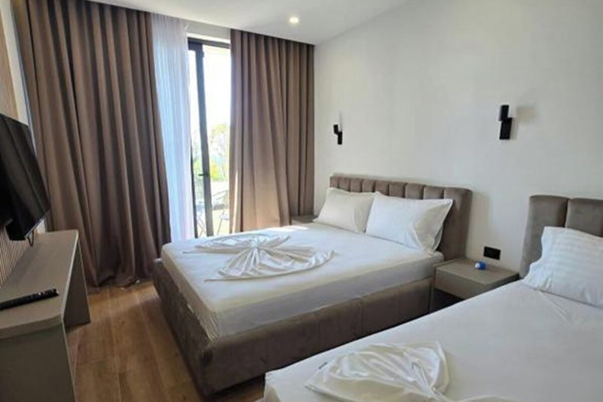 Triple Room with Sea View