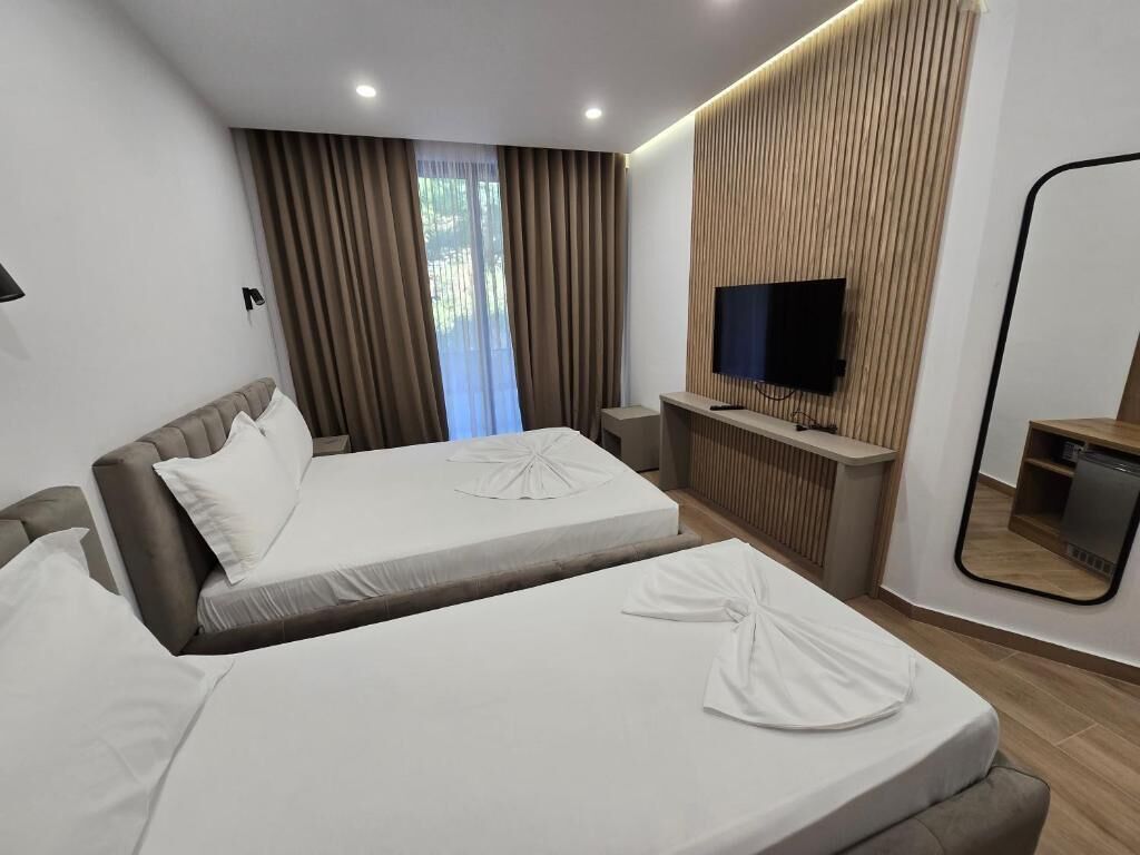 Habitación triple, vistas a la montaña