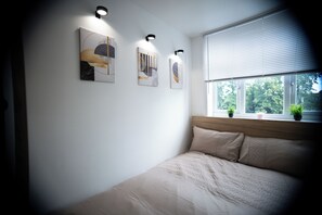 1 bedroom, WiFi, bed sheets