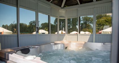 CAMPING LES INSOLITES DE LA BAIE