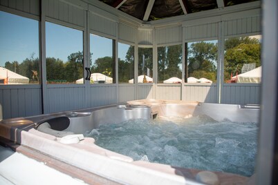 CAMPING LES INSOLITES DE LA BAIE