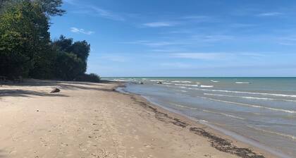 Fully Furnished House for rent in Kincardine Sept 1st, 2025-June 26th, 2026