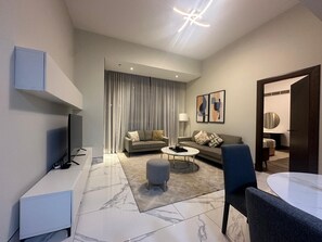 Apartment (1 Bedroom) | Front of property - Modern 1BR in J One Pool & Gym (Dubai)