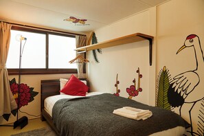 Apartamento básico, para não fumantes | Ferros/tábuas de passar roupa, Wi-Fi de cortesia