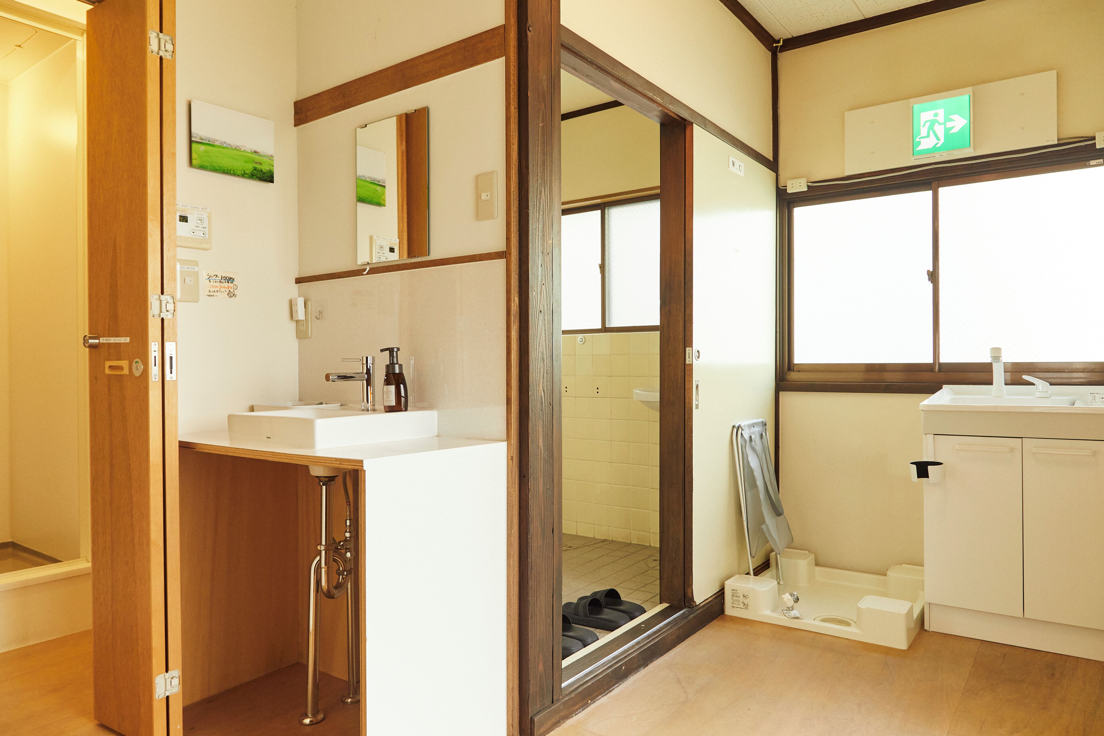 Basic Apartment, Non Smoking | Bathroom | Slippers