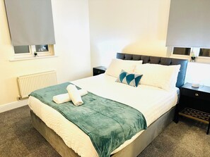 3 dormitorios, tabla de planchar con plancha, wifi y ropa de cama