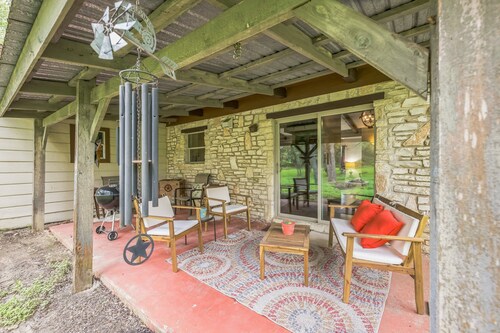 NEW! Hill Country Getaway Near San Marcos River