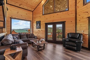 Smart-TV, Kamin, Videospiele