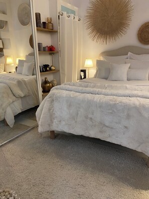 1 bedroom, in-room safe, iron/ironing board, free WiFi