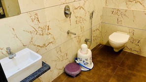 Superior Room | Bathroom