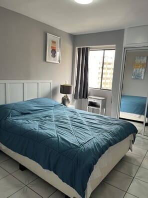 2 bedrooms, iron/ironing board, WiFi, bed sheets