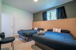 3 bedrooms, WiFi, bed sheets