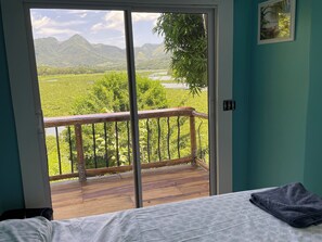 3 bedrooms, iron/ironing board, WiFi, bed sheets - Room or 3-bedroom house in Olomega with WiFi, AC, Lake/Mountain views. (Olomega)