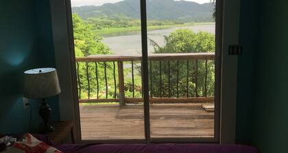 3-bedroom house in Olomega with WiFi, AC, Lake/Mountain views.