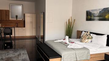 1 bedroom, iron/ironing board, WiFi, bed sheets