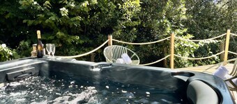 State-of-the-art lodge with private whirlpool, AC and high-speed wifi.