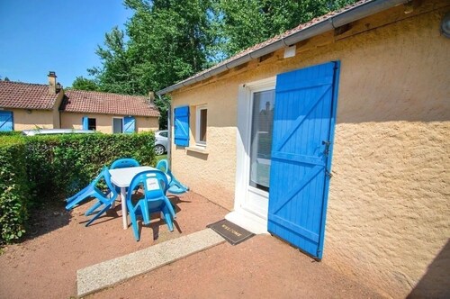 ZEcamping 3 étoiles parc aquatique toboggans locatif TV 33m2 4 pers