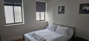 1 quarto, ferros/tábuas de passar roupa, Wi-Fi, roupa de cama