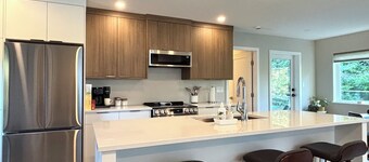   Ocean View-Hobby Farm/New Build