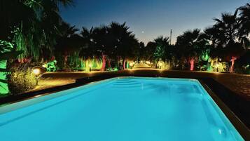 Außenpool (je nach Saison geöffnet)