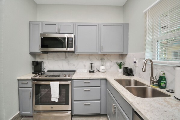Microwave, oven, stovetop, dishwasher