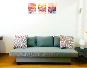 TV - Charming apartment Eur (Roma)