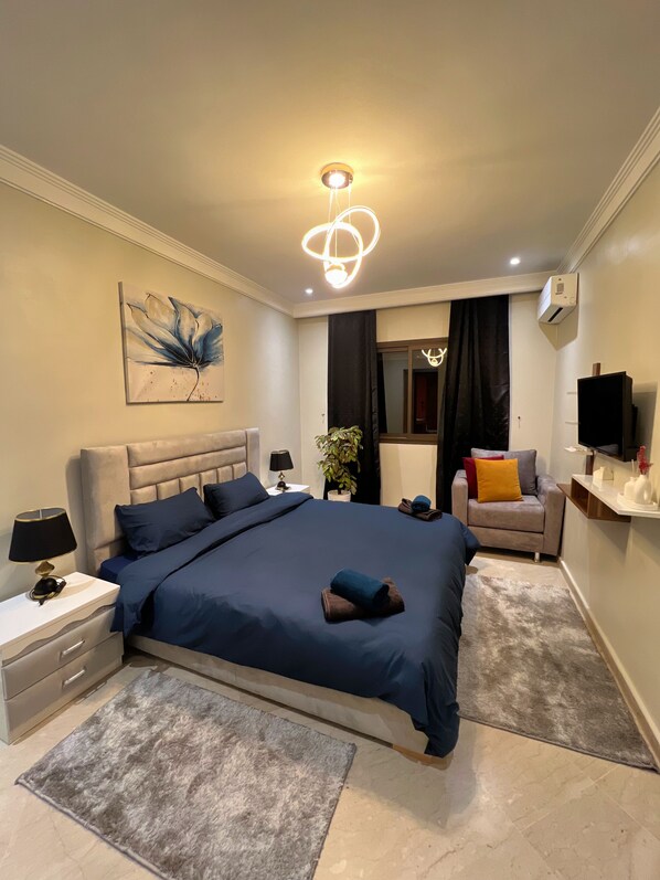 1 chambre, fer et planche à repasser, Wi-Fi gratuit, draps fournis