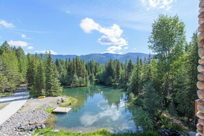 Miscellaneous - Fishing Escape in the Woods (Eureka)