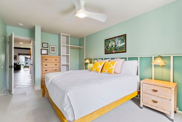 3 bedrooms, iron/ironing board, travel cot, WiFi - Modern 3BR w/ Ocean Views | Steps to Kamaole III (Kihei)