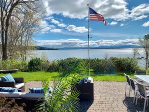 Outdoor dining - Lake Champlain - Historic Adirondack Lakefront - Sleeps 14 (Westport)