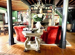 Interior - Waterfront Lake Champlain Adirondack (Westport)