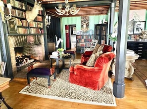 Interior - Lake Champlain - Historic Adirondack Lakefront - Sleeps 14 (Westport)