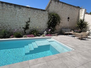 Pool - Charm and comfort in the heart of Saint Jean d'Angély (Saint-Jean-d'Angély)