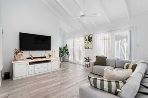 Smart TV
