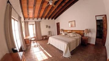 8 bedrooms, iron/ironing board, WiFi, bed sheets