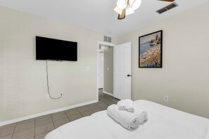 WiFi, bed sheets