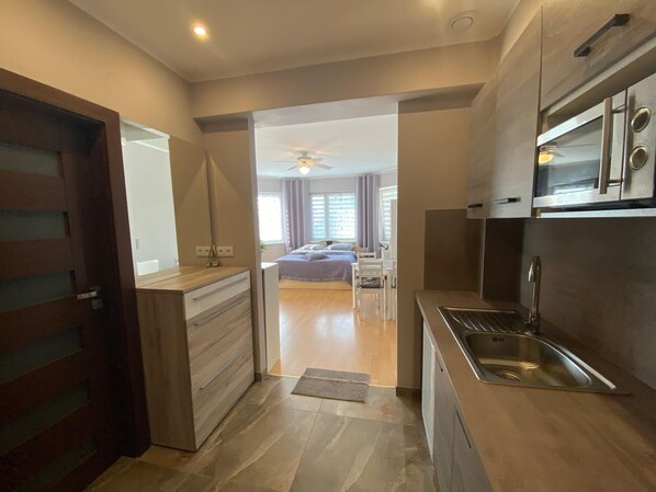 Private kitchen - Apartment Close to the Beach, Miedzyzdroje (Międzyzdroje)